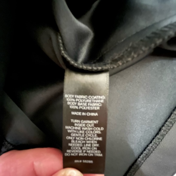 Leather black skirt - Picture 3 of 4